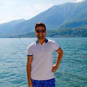 Meet your Posher, Christian